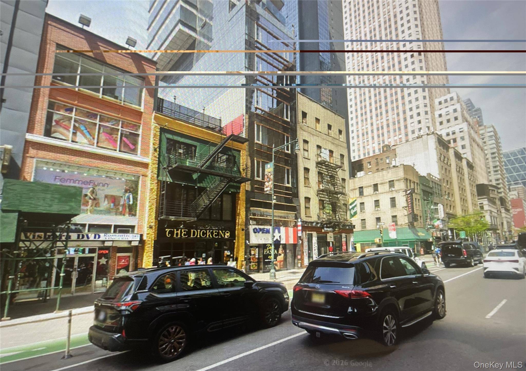 781 8th AVE, New York (manhattan), NY 10036