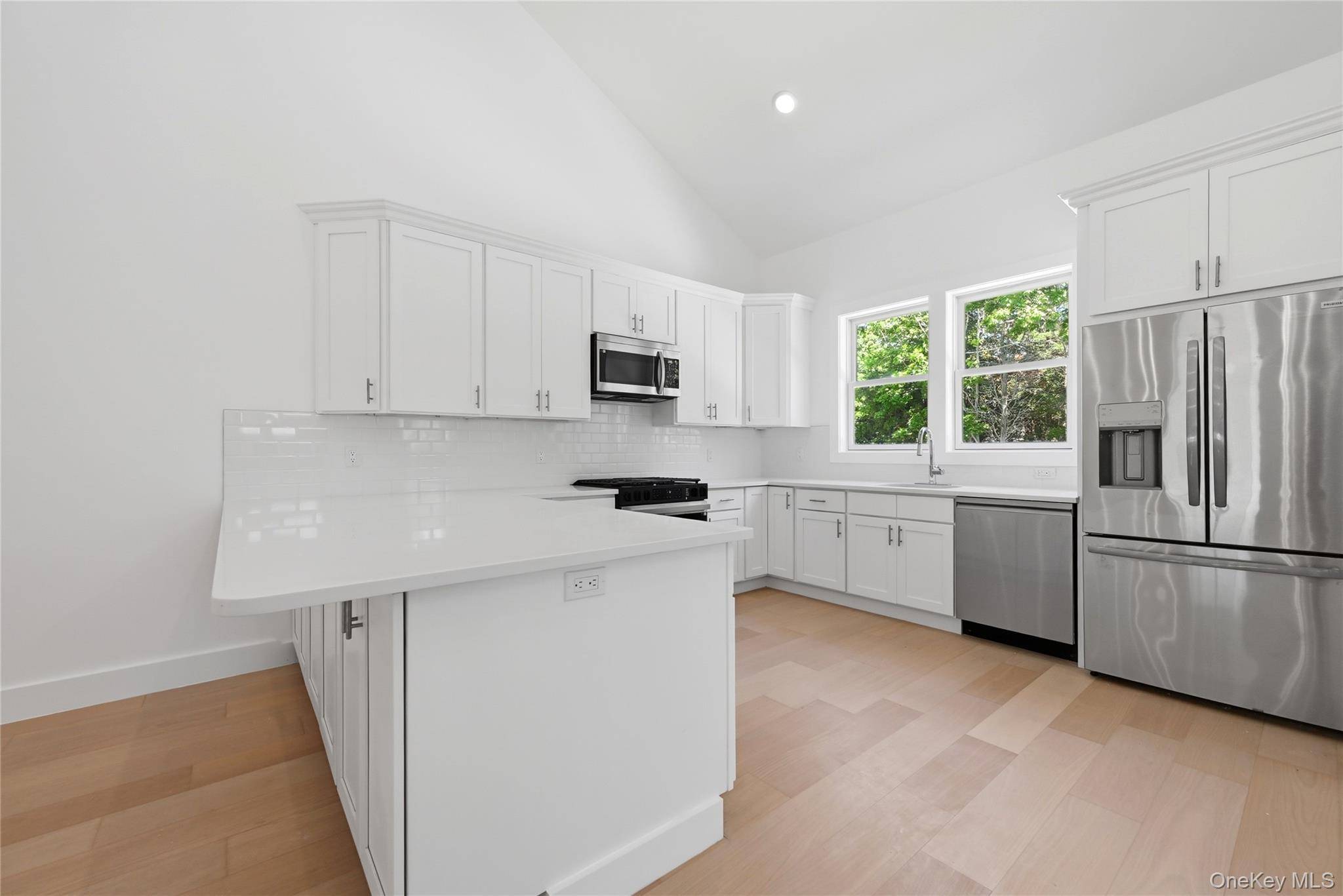 19 Montauk HWY #7, Westhampton, NY 11977