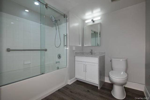 100 Glen ST #N2211, Glen Cove, NY 11542