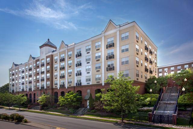 100 Glen ST #N2321, Glen Cove, NY 11542