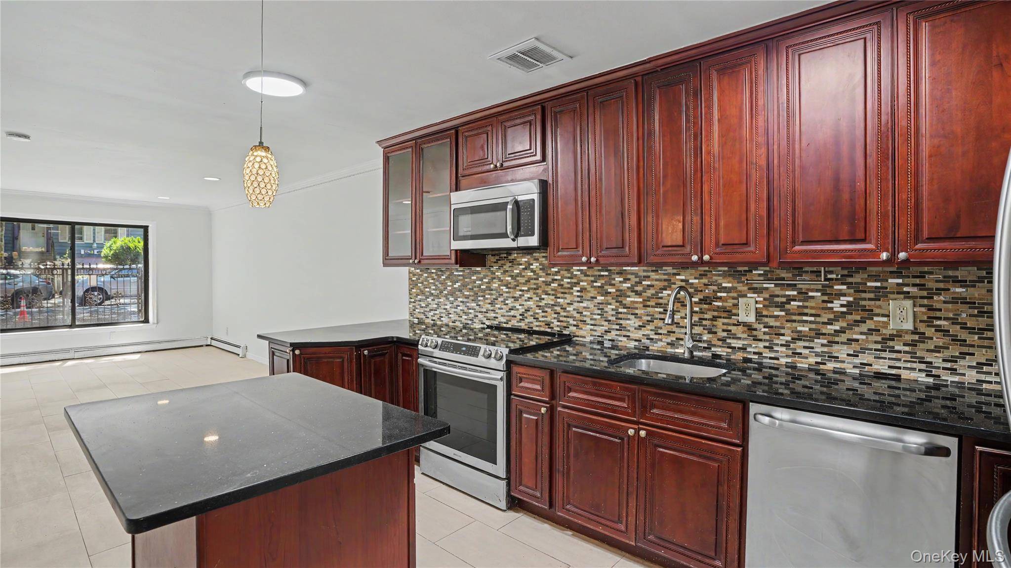1117 Decatur ST, Brooklyn, NY 11207