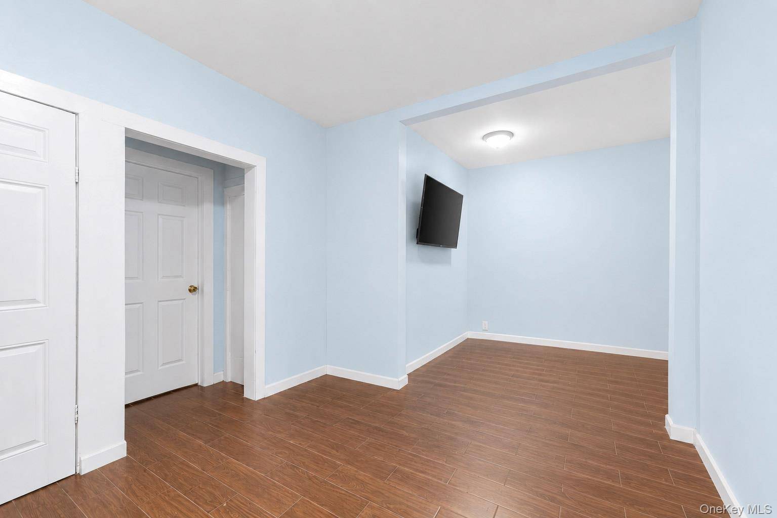 4733 Carpenter AVE, Bronx, NY 10470