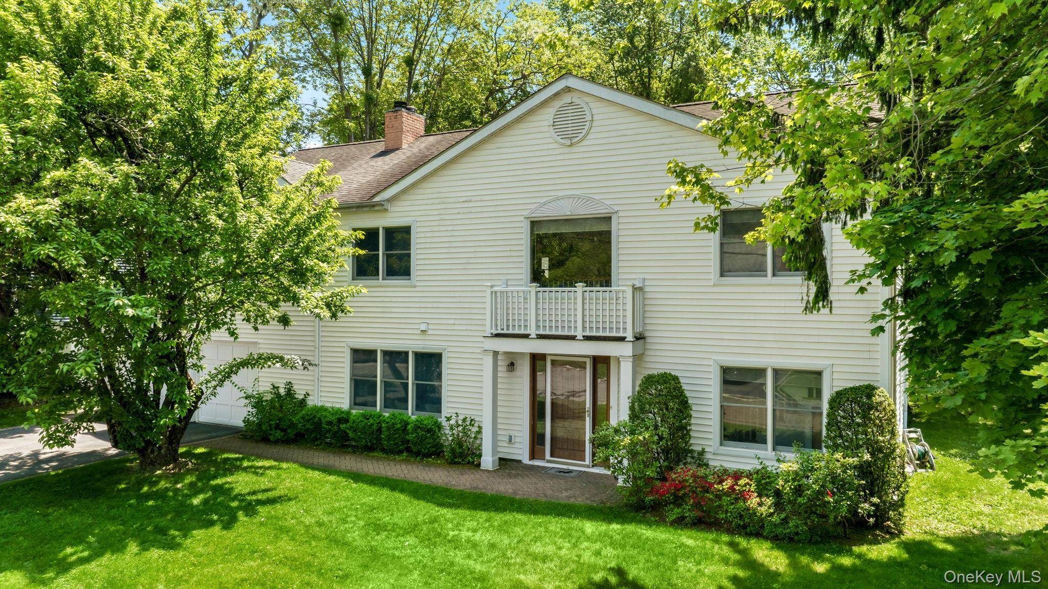 39 Lambert LN, New Rochelle, NY 10804