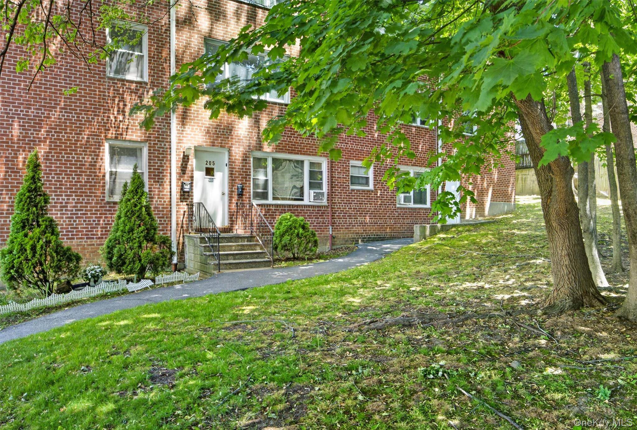 205 W Post RD #E-1-O, White Plains, NY 10606