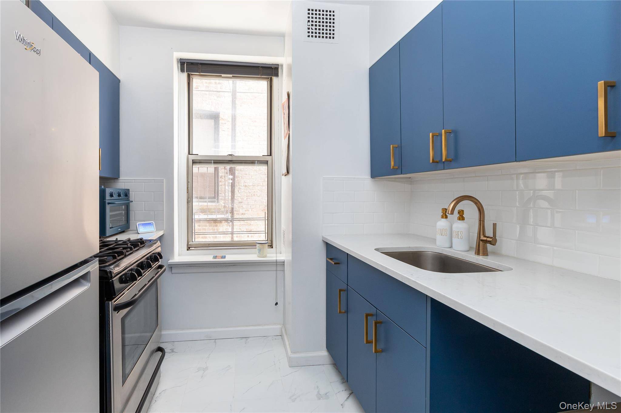 91 Van Cortlandt AVE #3F, Bronx, NY 10463