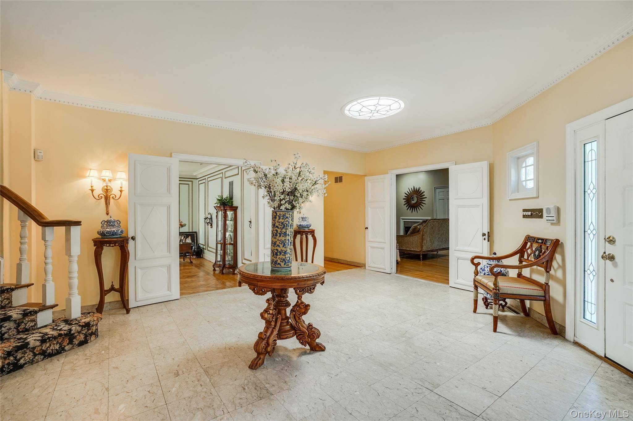 274 River RD, Saint James, NY 11780