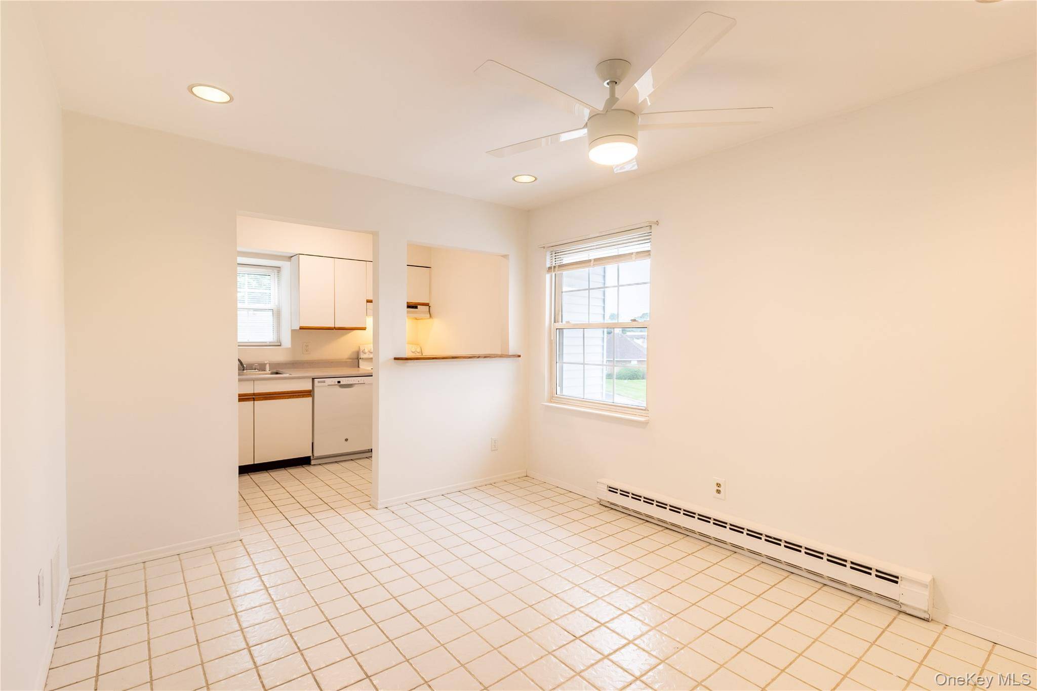 101 Sylvan AVE #65, Miller Place, NY 11764