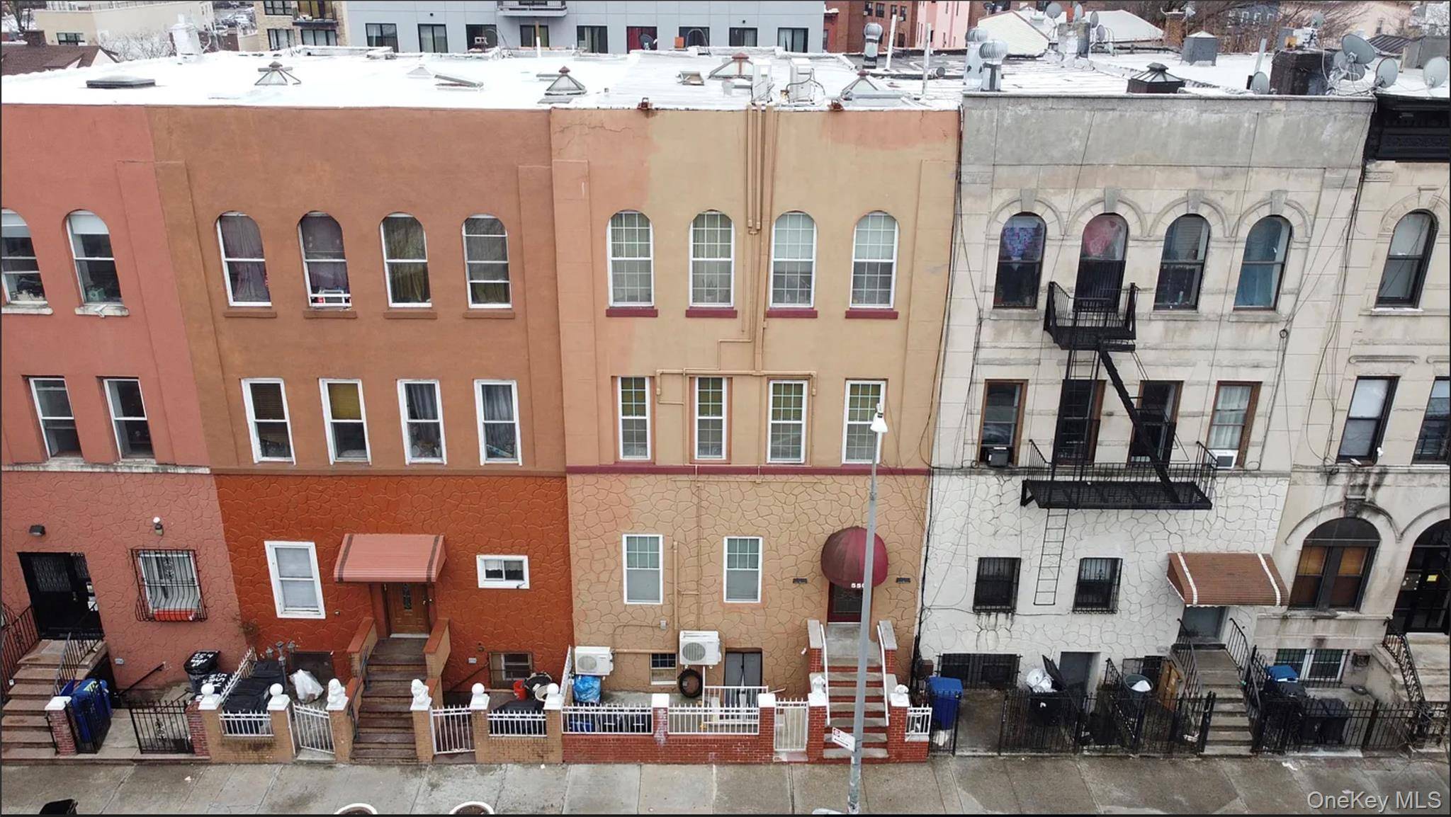 550 Hart ST, Brooklyn, NY 11221