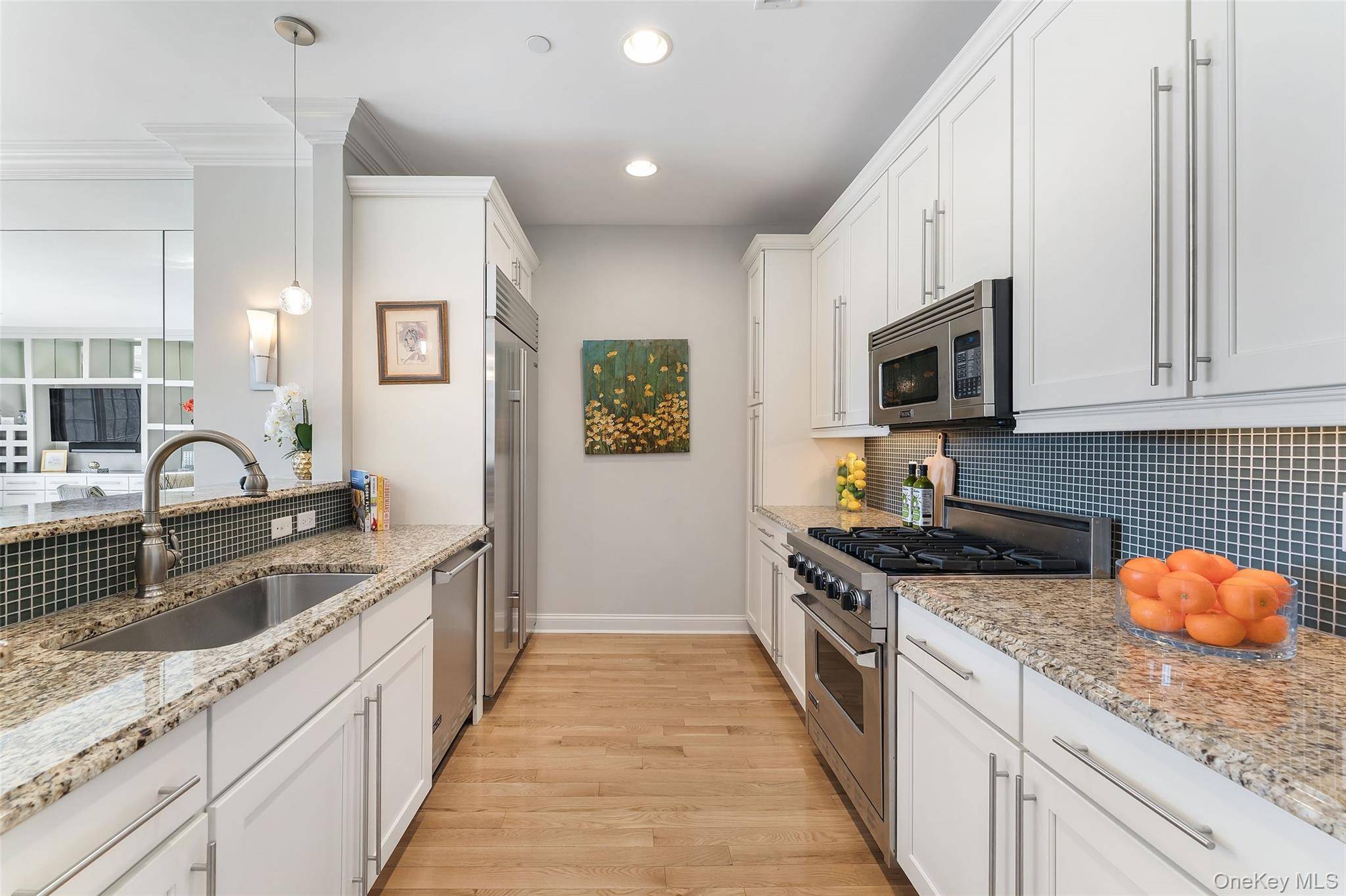1 Christie PL #406W, Scarsdale, NY 10583