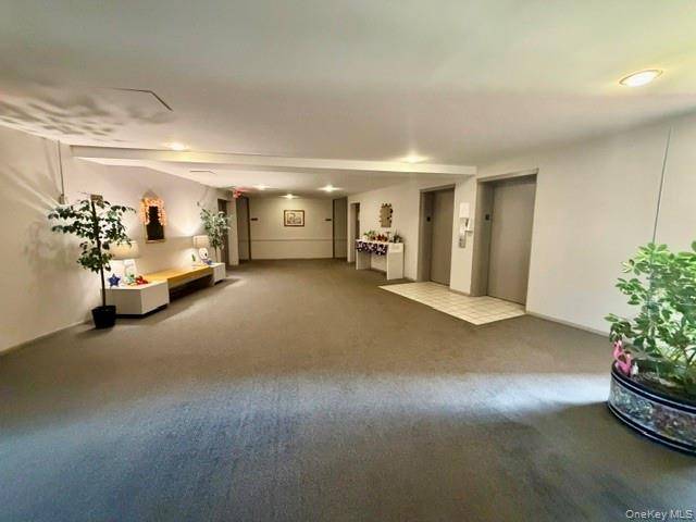 1 Lakeview DR #4-0, Peekskill, NY 10566
