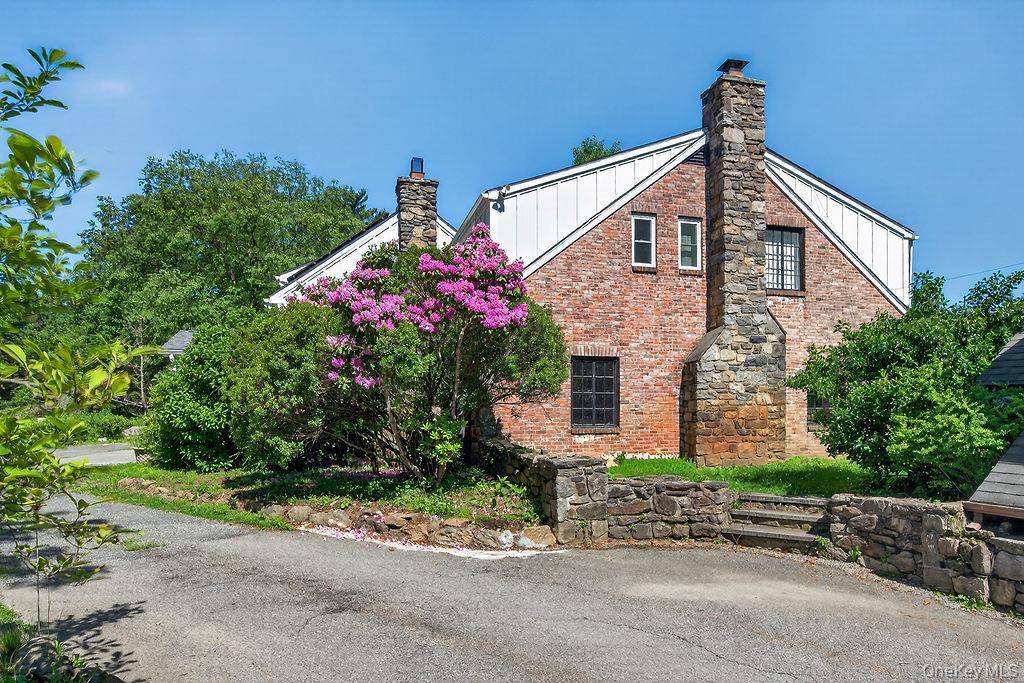 51 Pinesbridge RD, Ossining, NY 10562