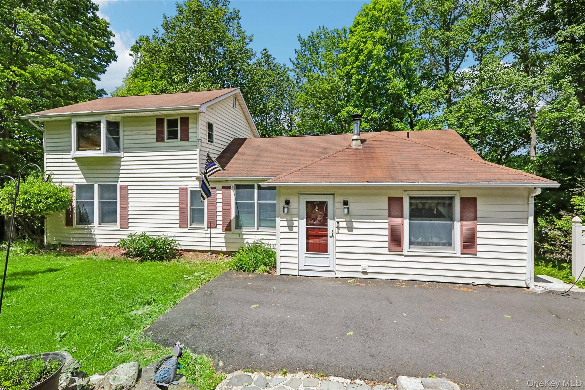29 Olympus RD, Highland Mills, NY 10930