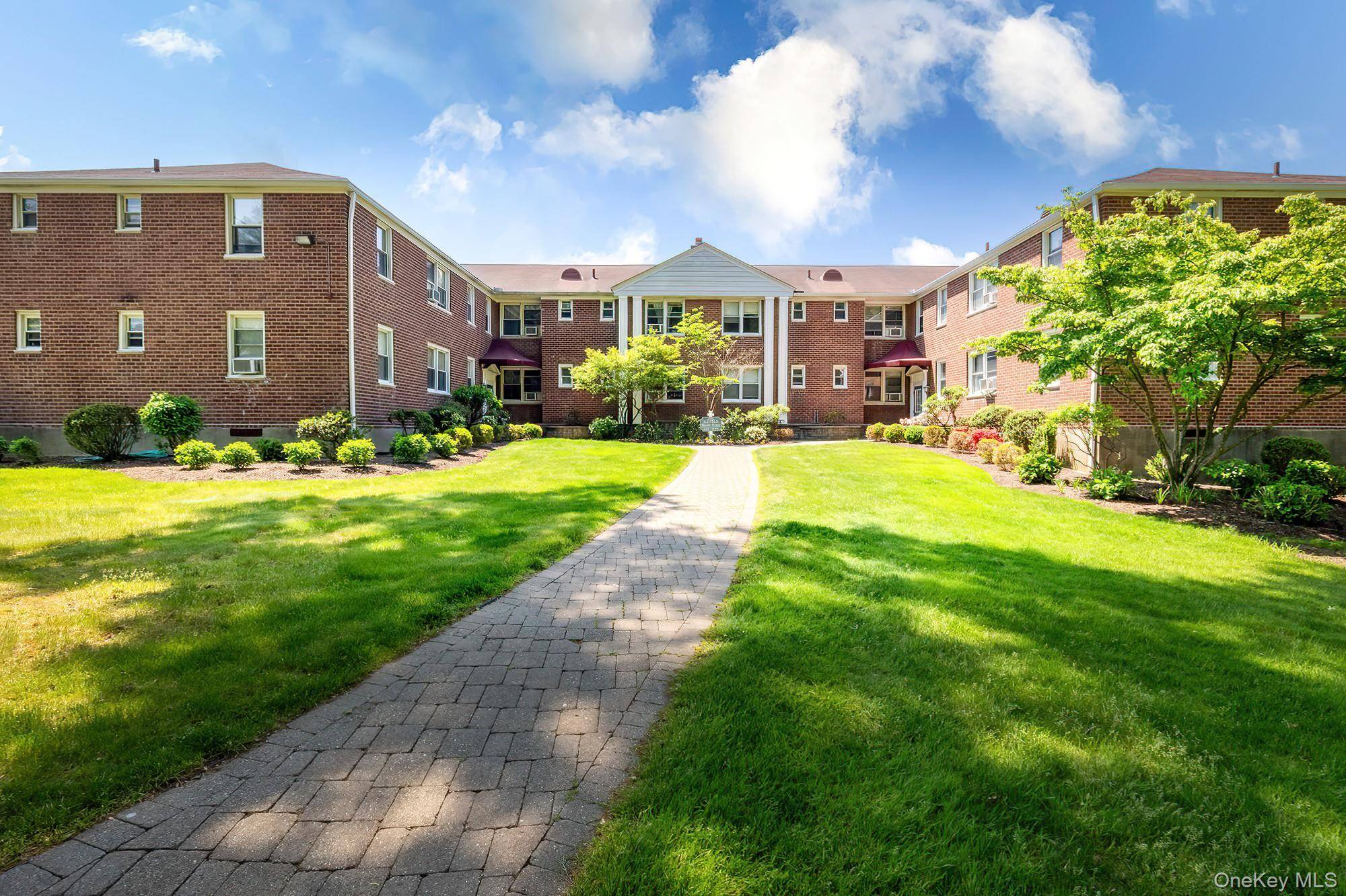175 Bryant AVE #1I, White Plains, NY 10605
