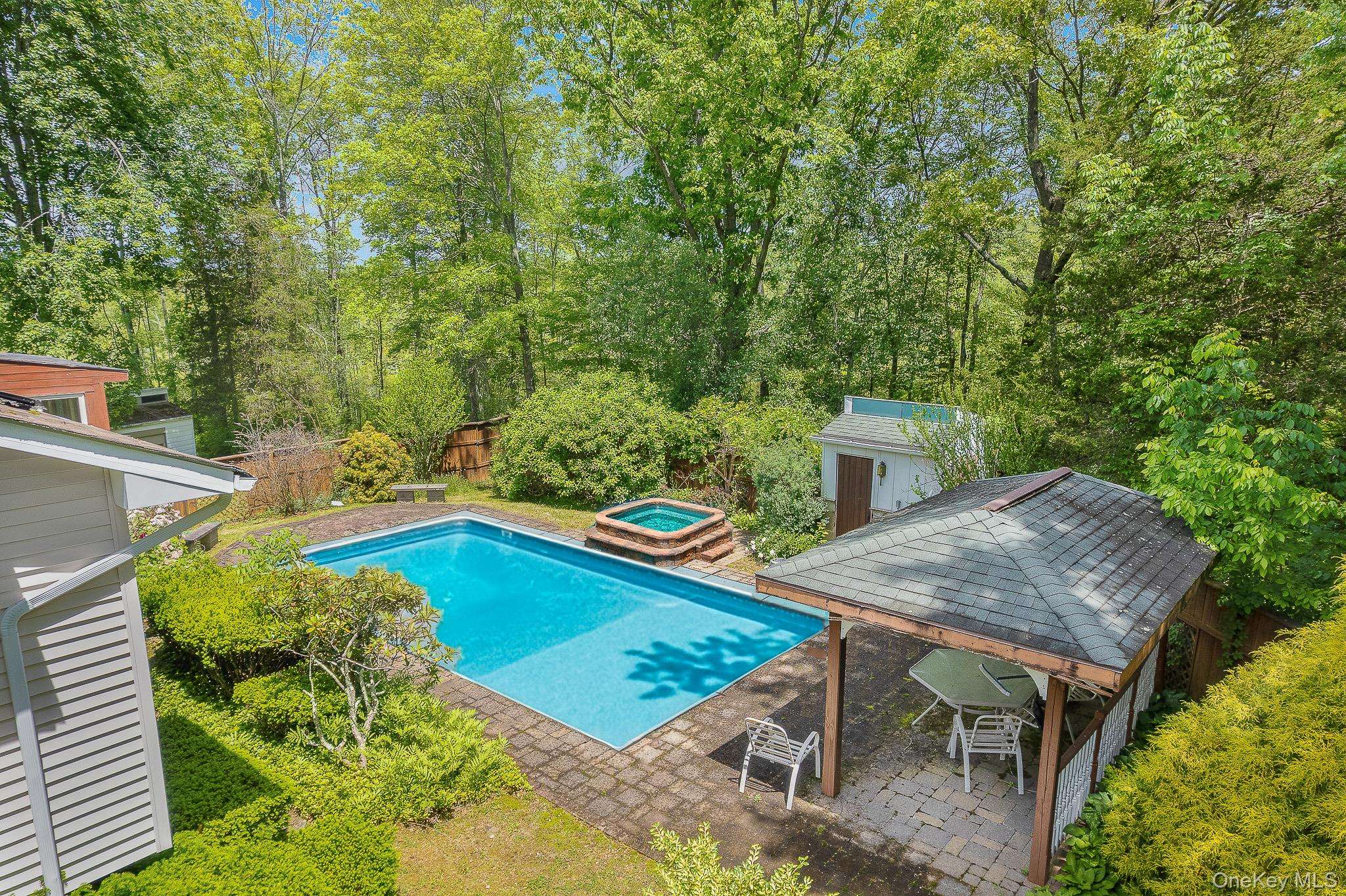 10 Eisgruber Park LN, Highland, NY 12528