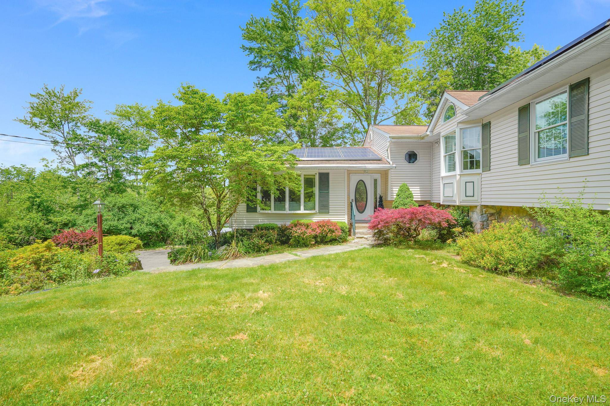 10 Eisgruber Park LN, Highland, NY 12528