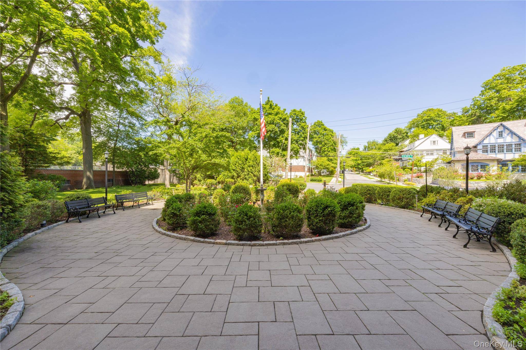 900 Palmer RD #6D, Bronxville, NY 10708
