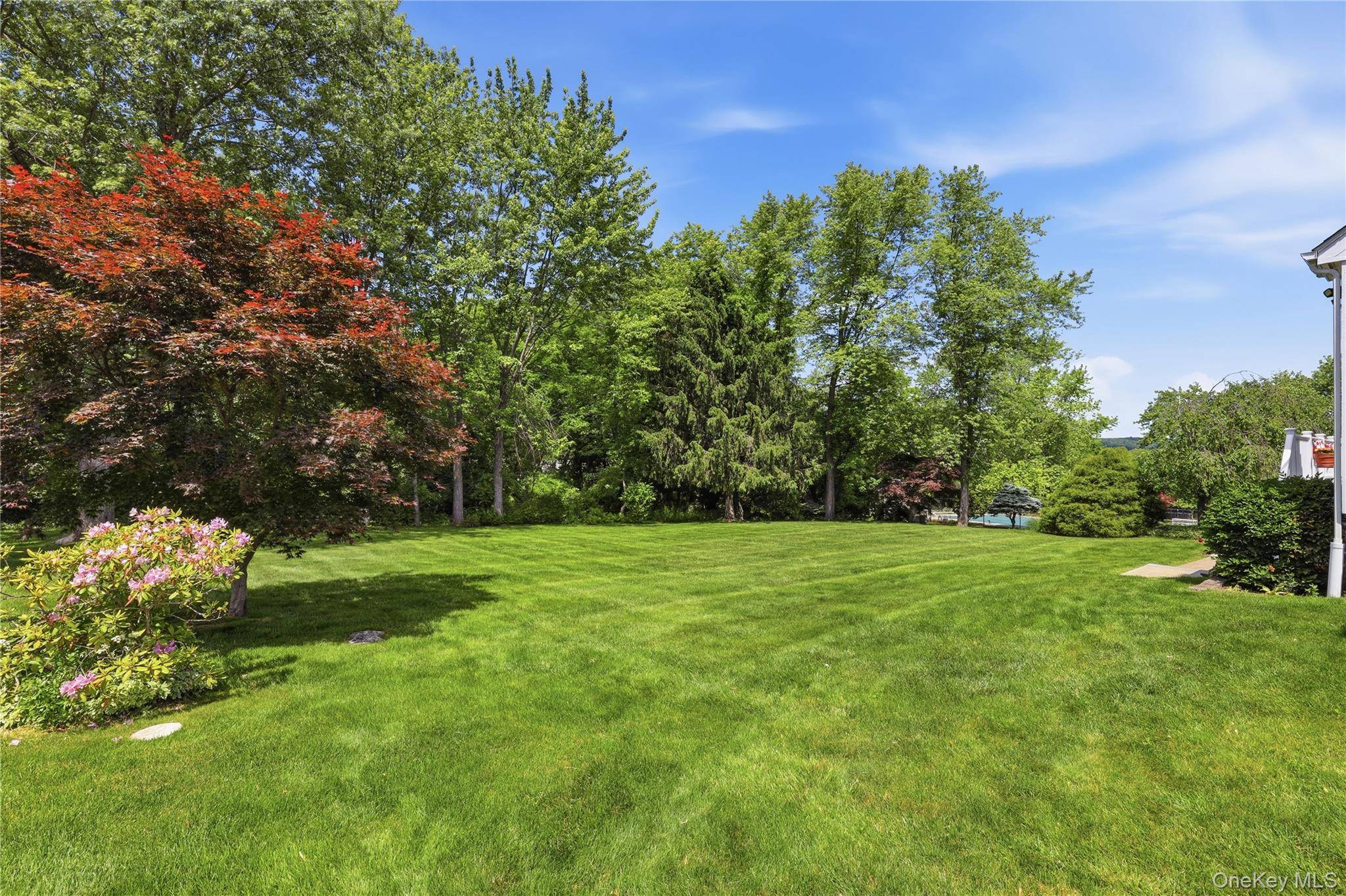 3093 Ferncrest DR, Yorktown Heights, NY 10598