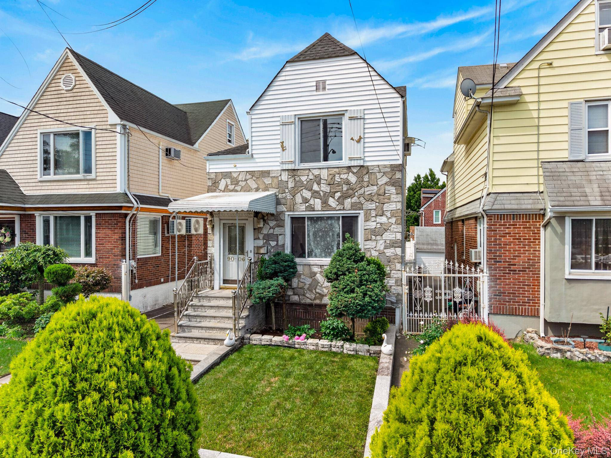 90-06 210th PL, Queens Village, NY 11428