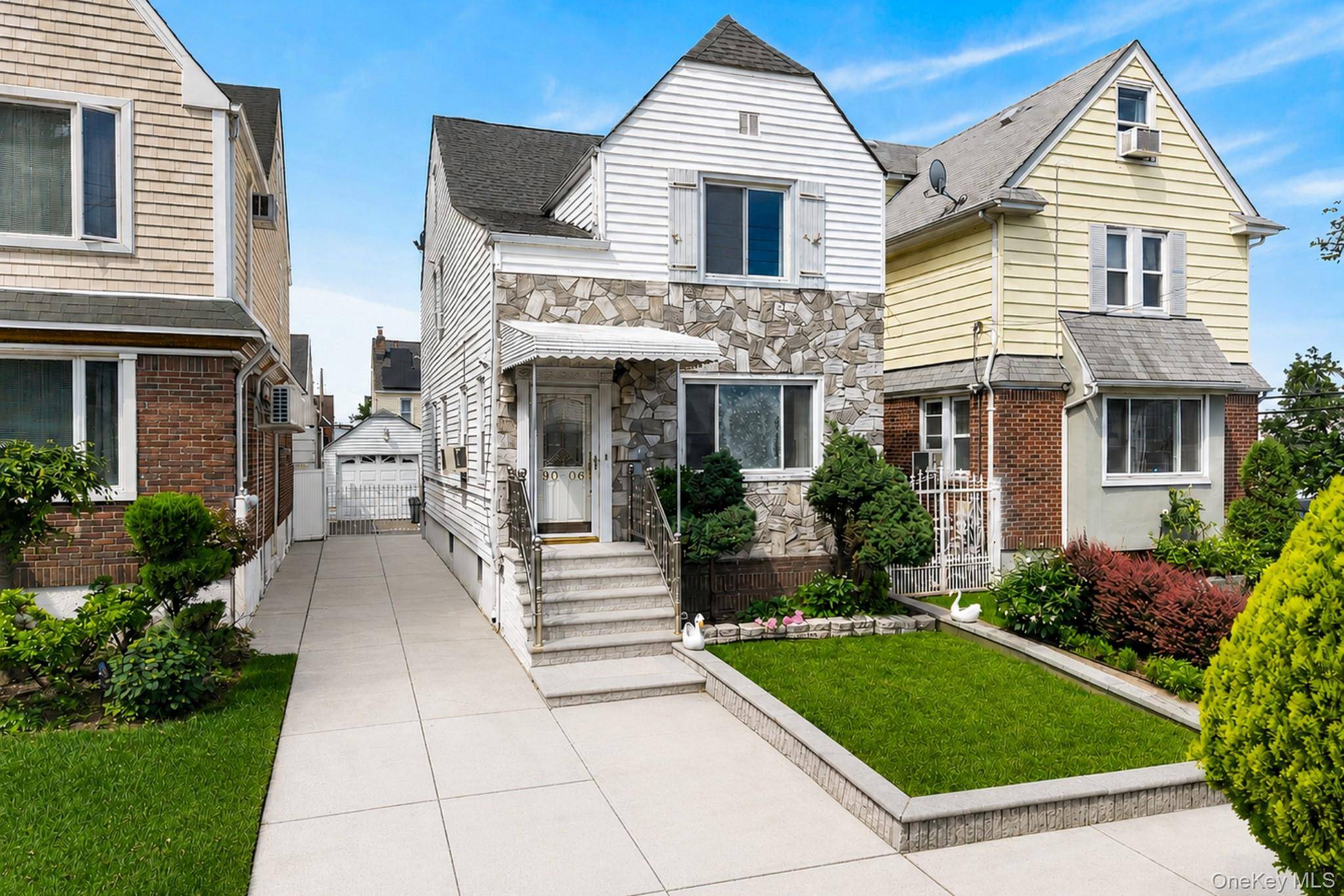 90-06 210th PL, Queens Village, NY 11428