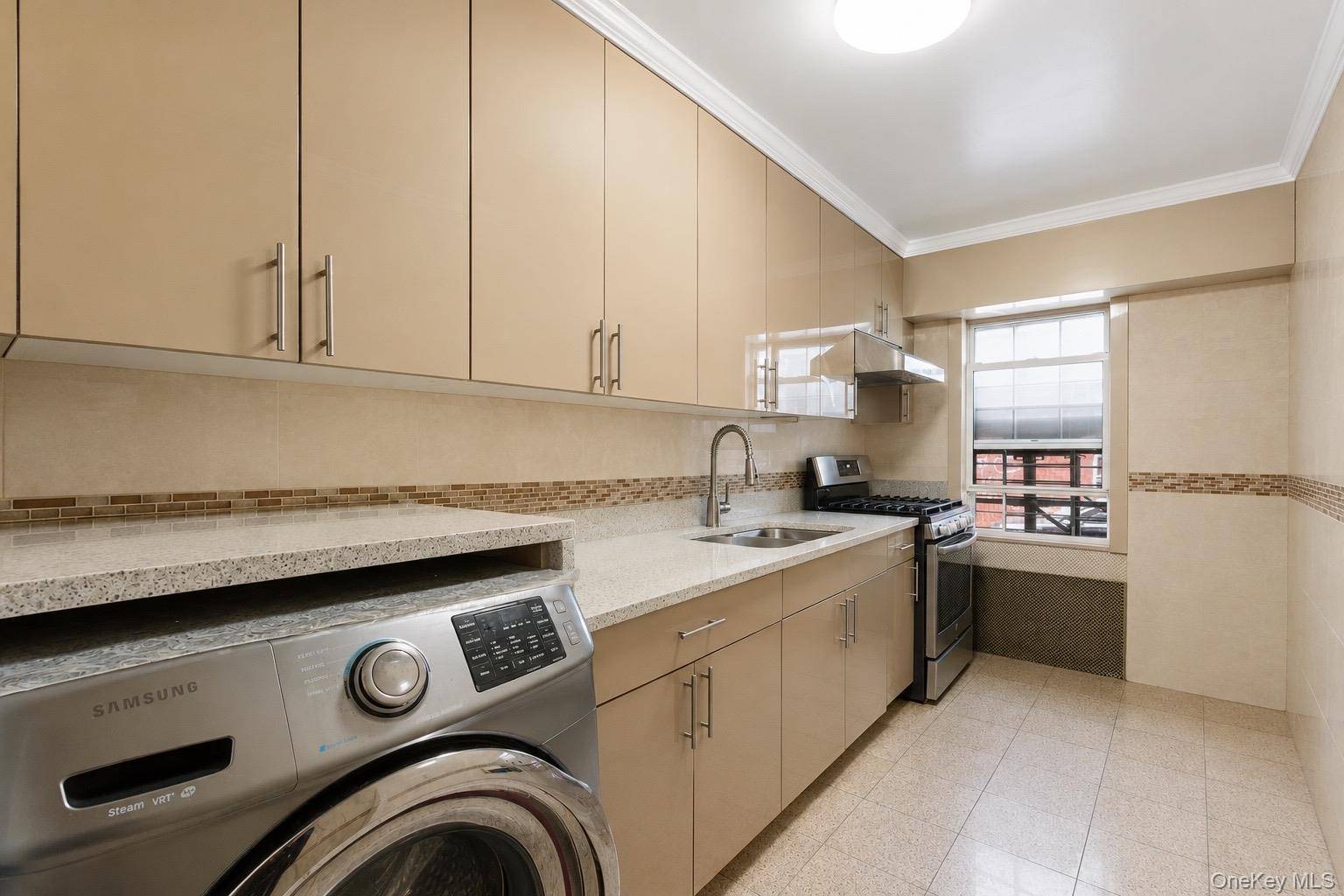 88-11 Elmhurst AVE #A11, Elmhurst, NY 11373