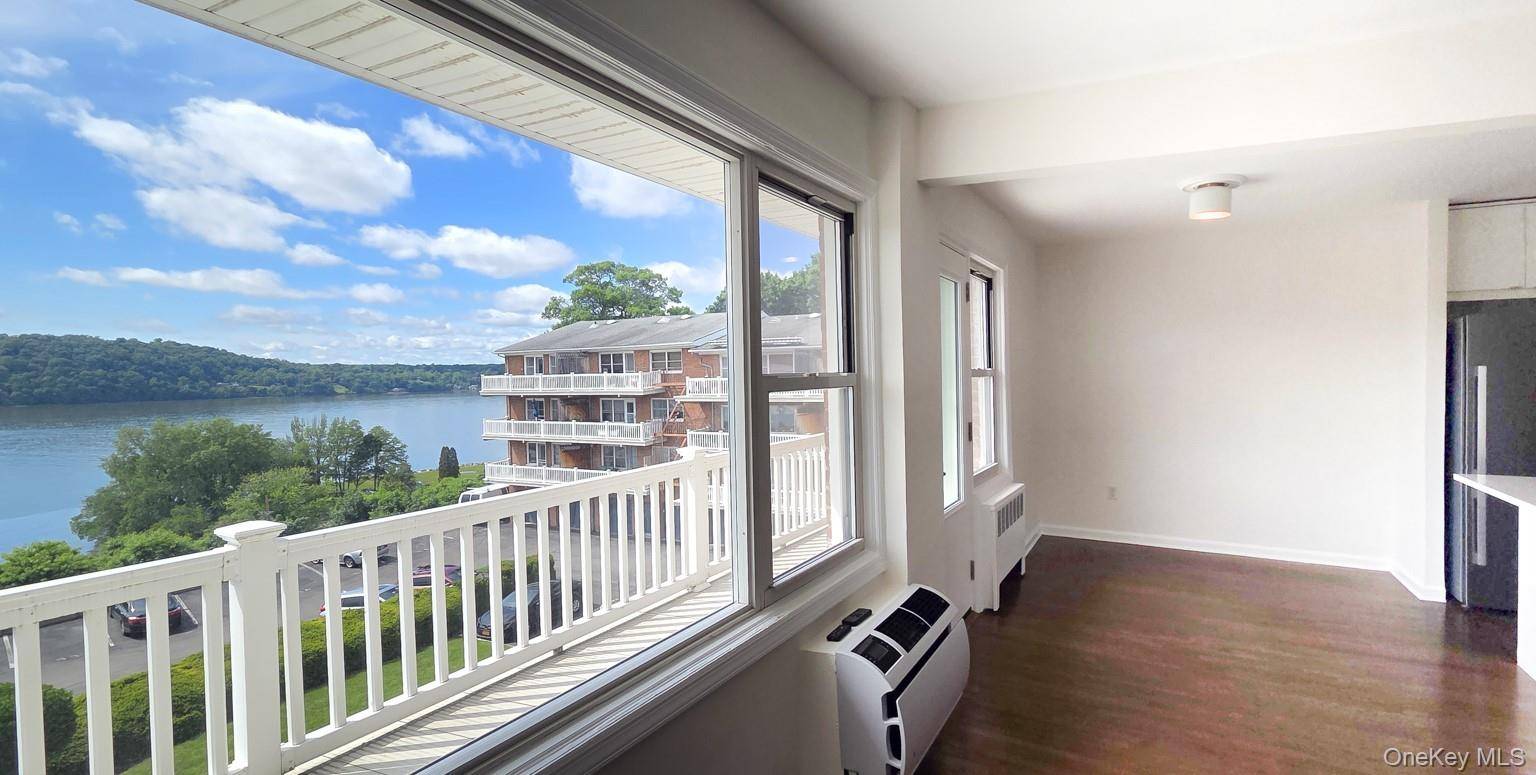 51 Maple AVE #3B, Hastings-on-hudson, NY 10706