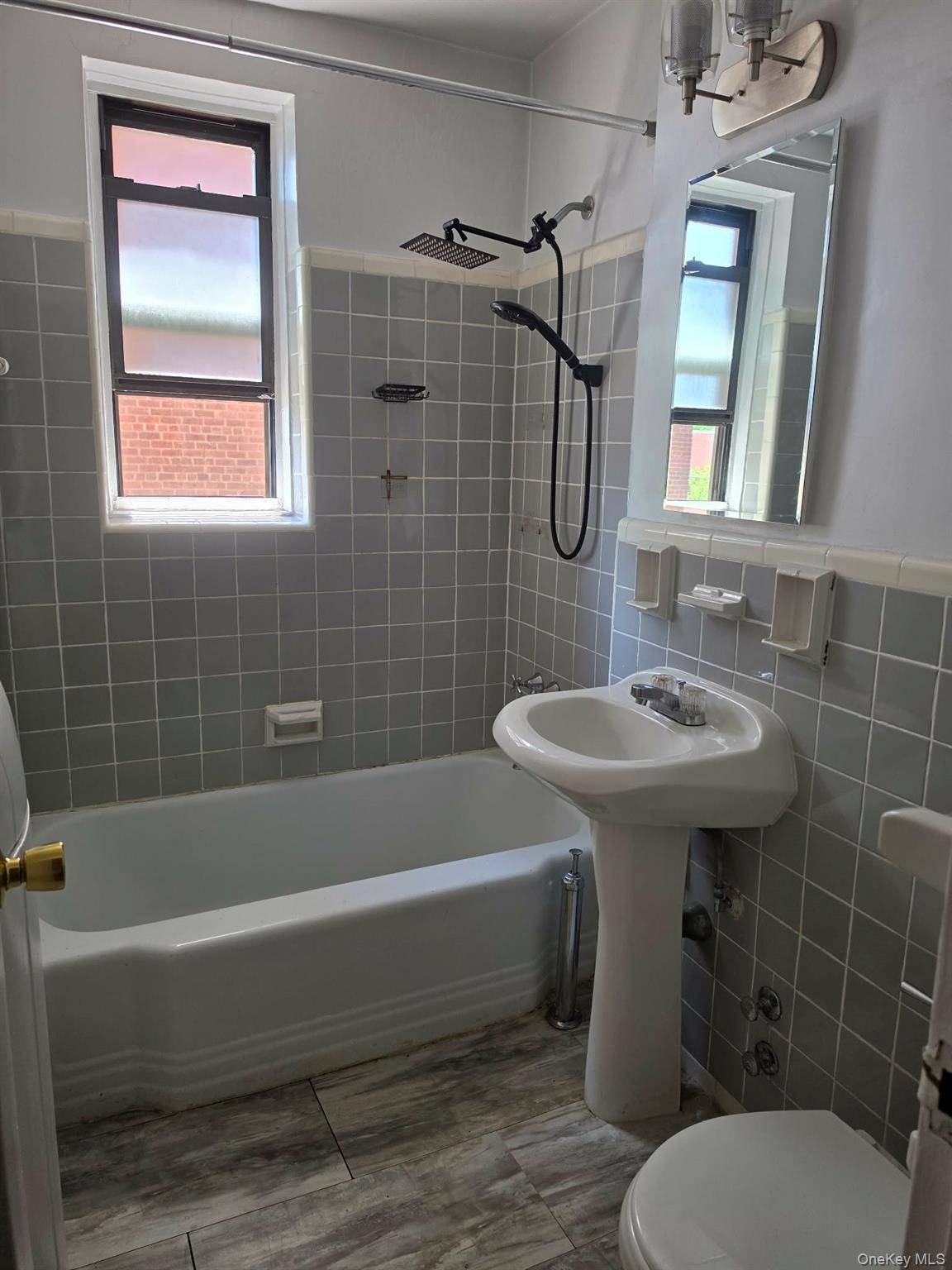 530 Riverdale AVE #3K, Yonkers, NY 10705