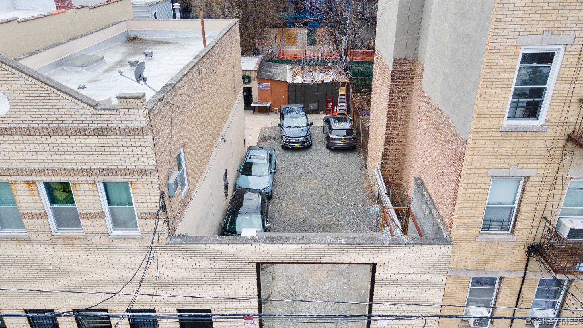 31-30 14th ST, Astoria, NY 11106