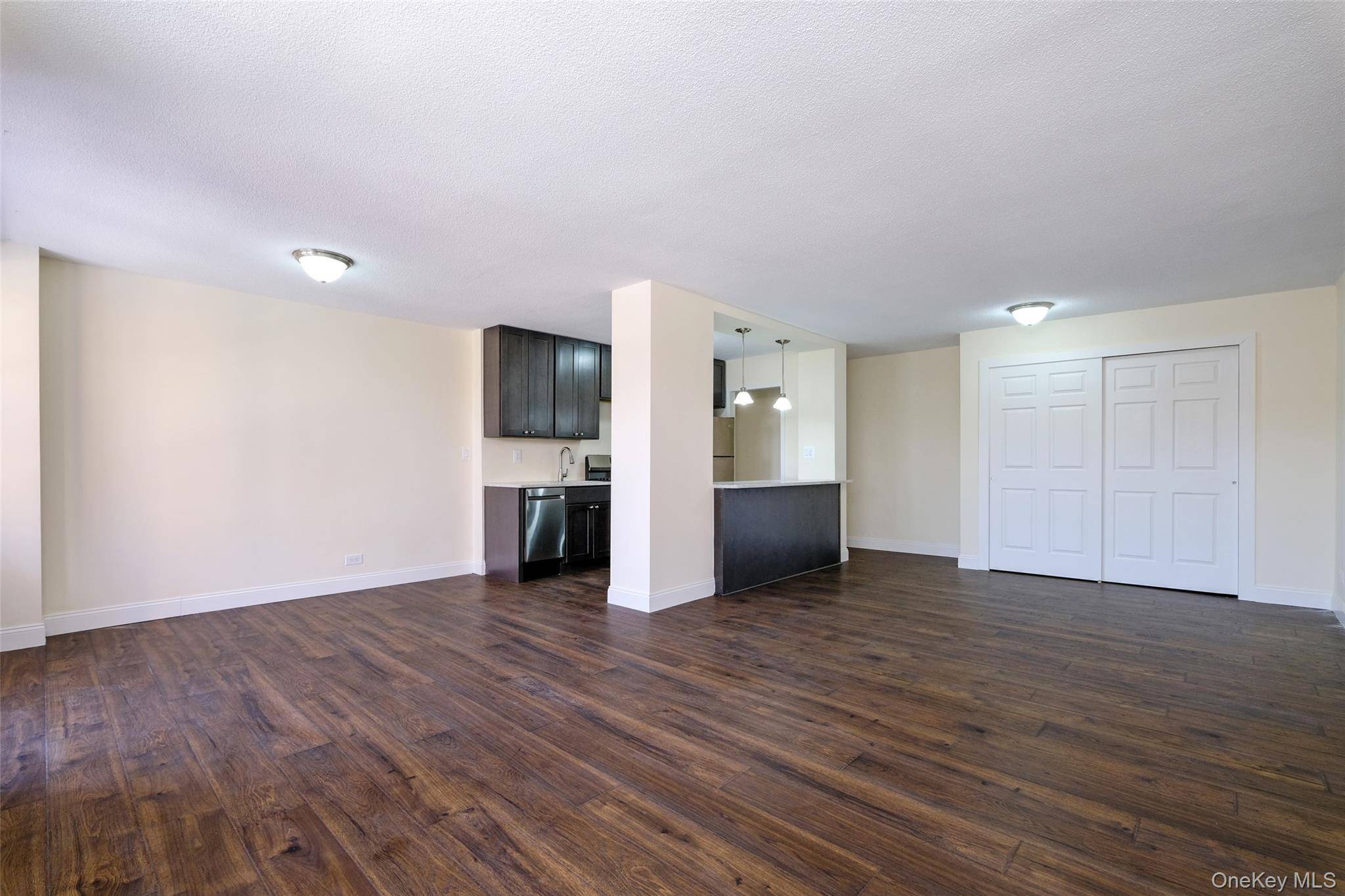 2550 Olinville AVE #6K, Bronx, NY 10467