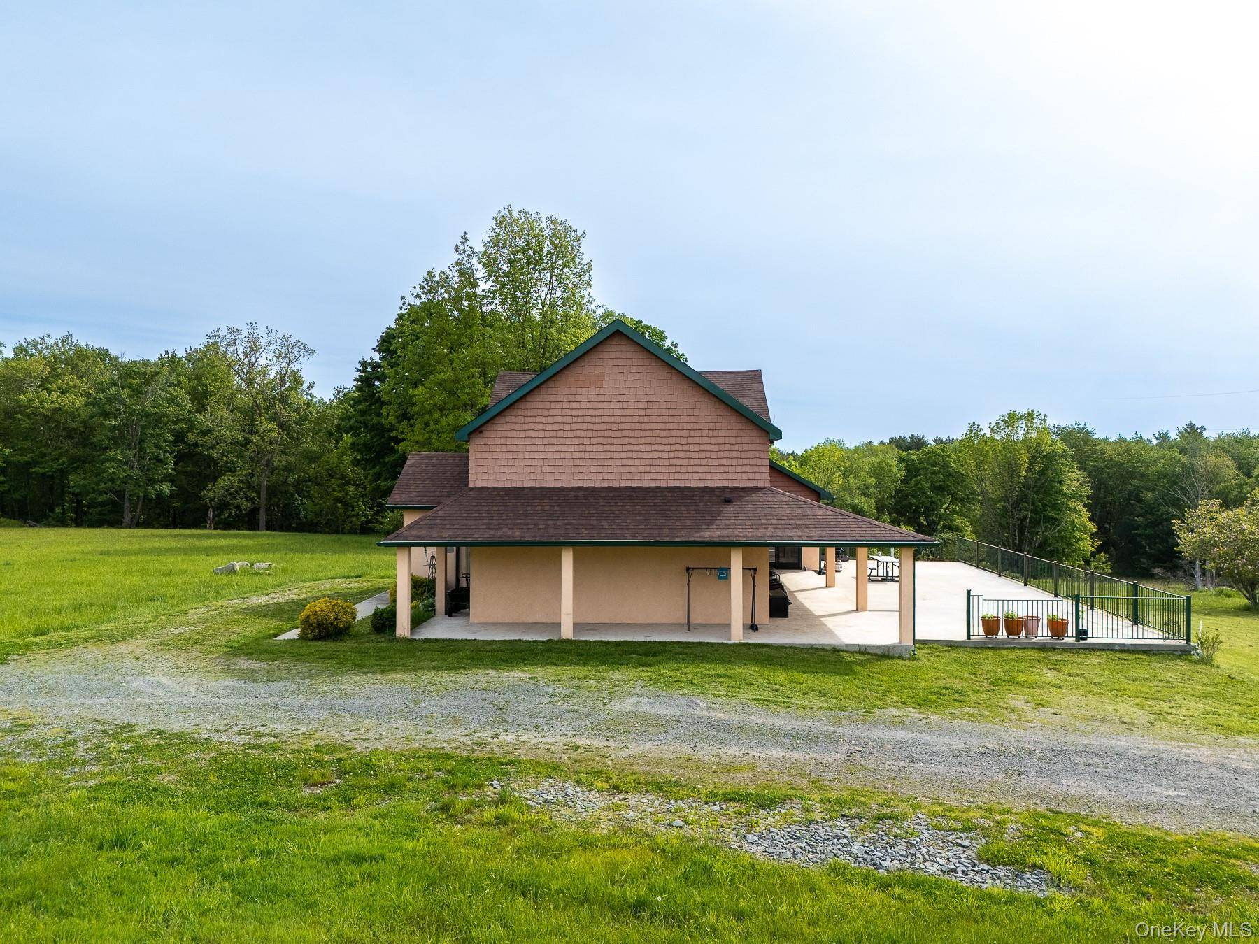 240 A Mountaindale RD, Greenfield Park, NY 12435