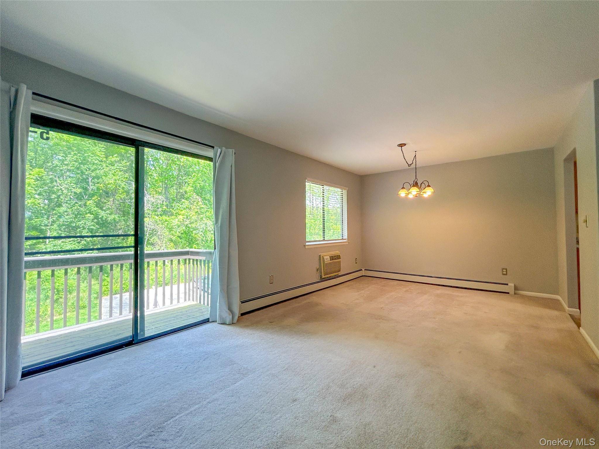 5 Loudon DR #9, Fishkill, NY 12524