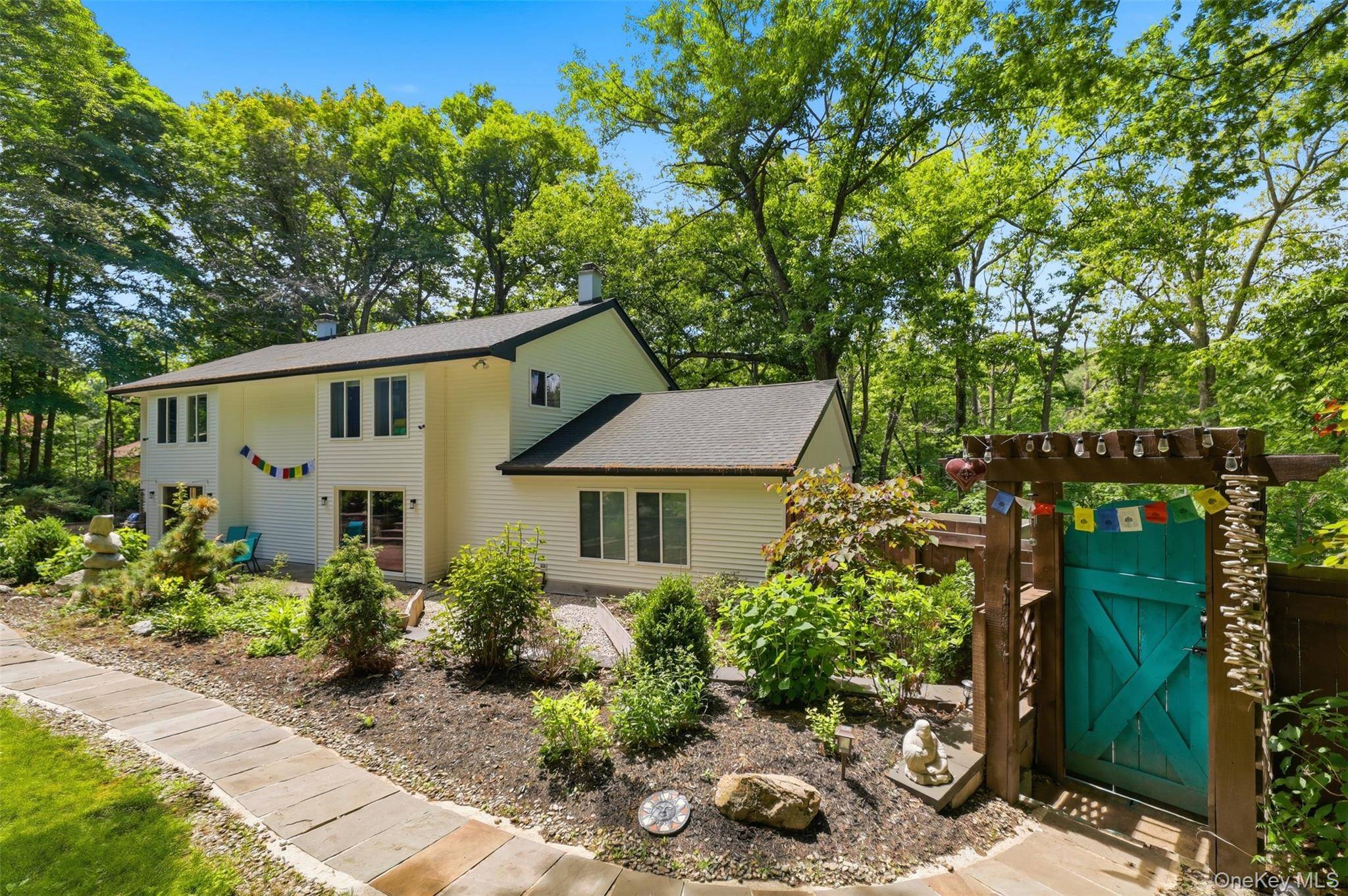 62 Old Sylvan Lake, Hopewell Junction, NY 12533