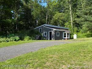 884 Camby RD, Millbrook, NY 12545