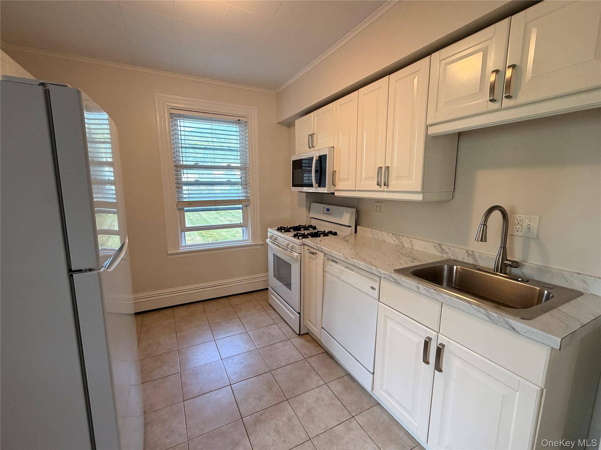 13-15 Cherry AVE #13, Cornwall On Hudson, NY 12520