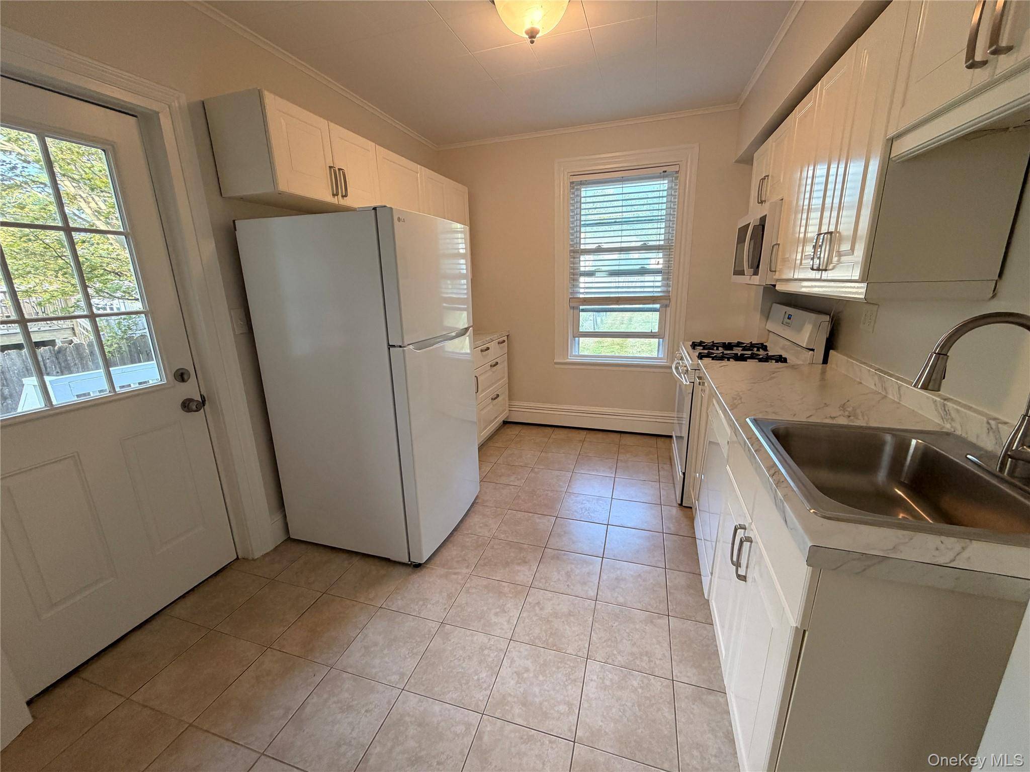 13-15 Cherry AVE #13, Cornwall On Hudson, NY 12520
