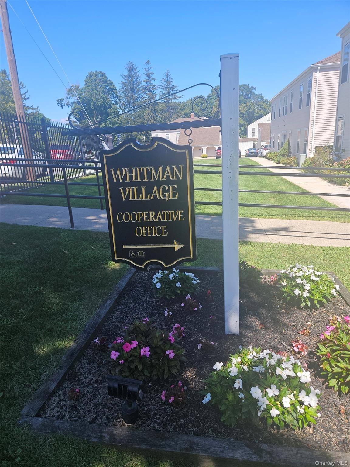 200 Lowndes AVE #A, Huntington Station, NY 11746