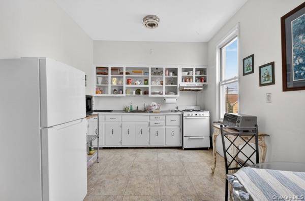 21-20 College Point BLVD, College Point, NY 11356