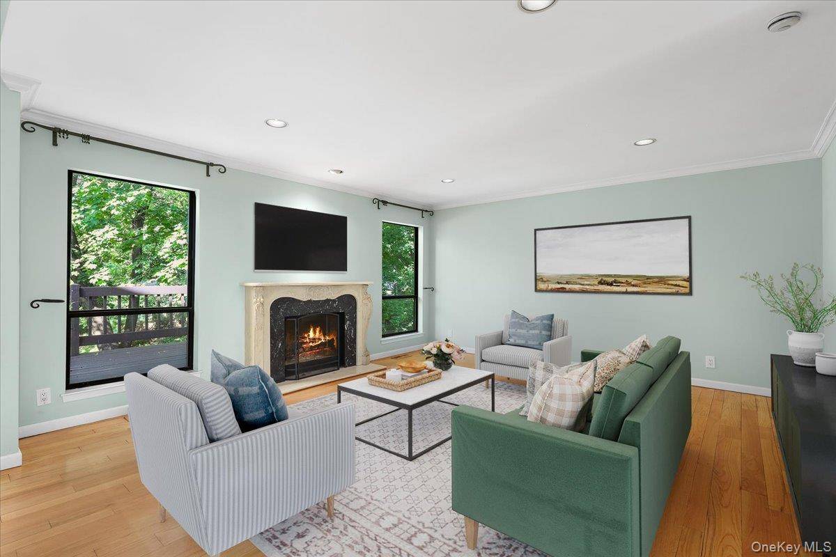 6 Harriman Keep RD #6, Irvington, NY 10533