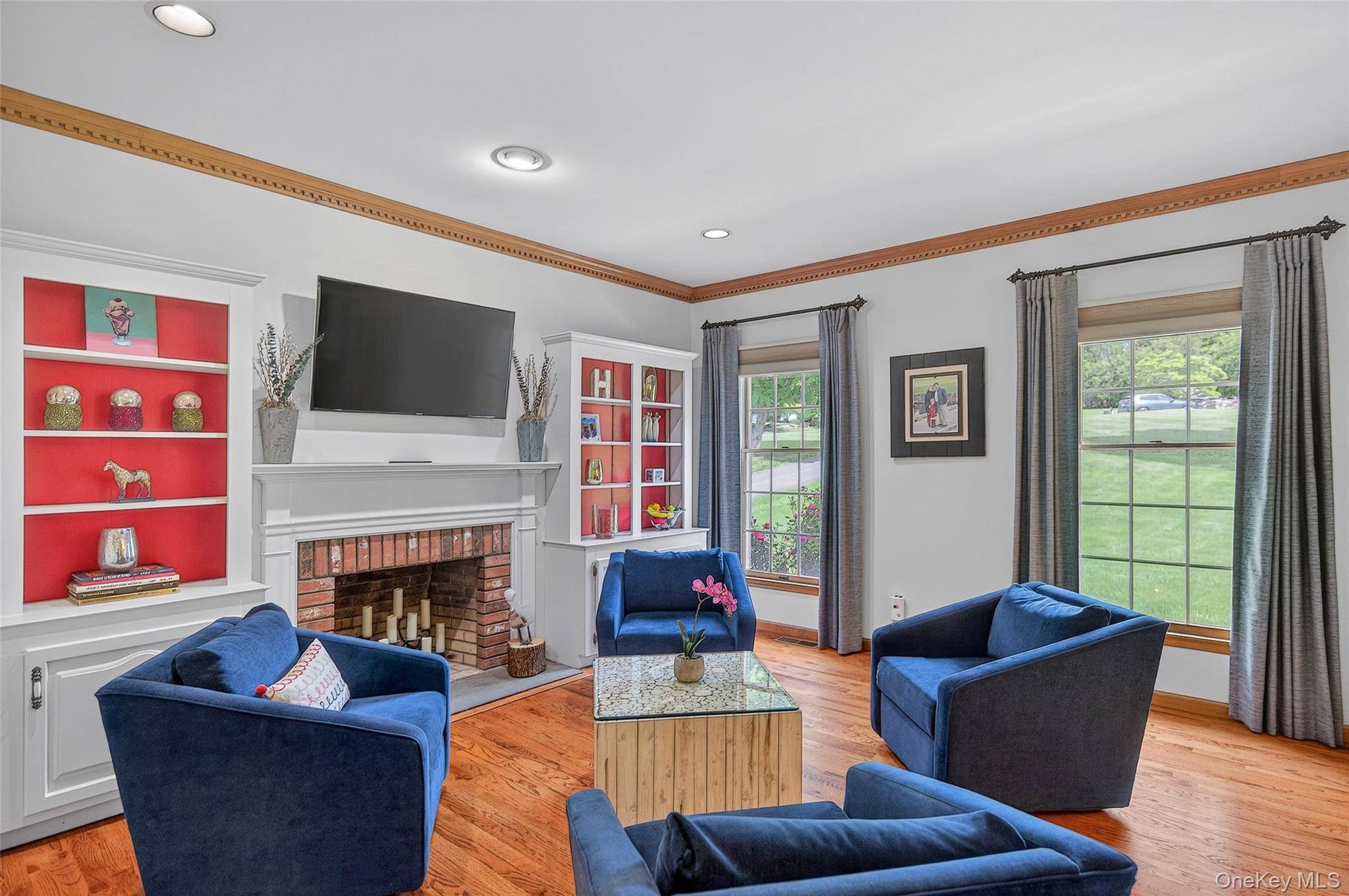7 Huntington Connecticut LN, New Fairfield, CT 06812