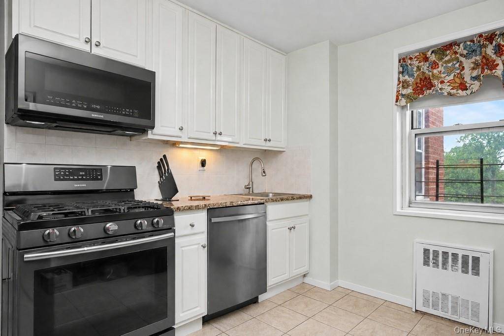 7 Balint DR #510, Yonkers, NY 10710