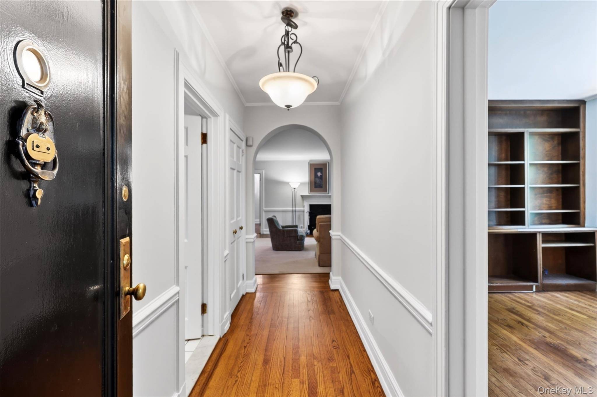 10 Brooklands #5H, Bronxville, NY 10708