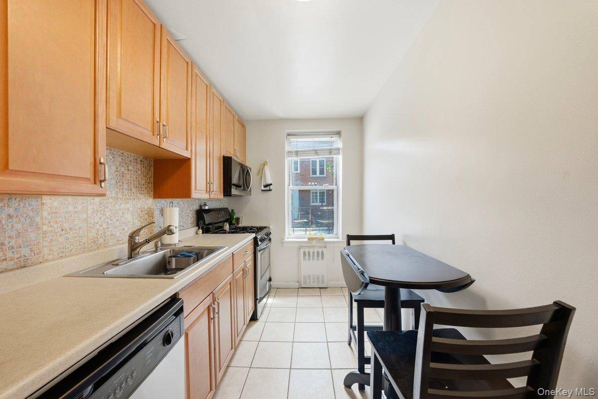 4320 Van Cortlandt #1J, Bronx, NY 10470