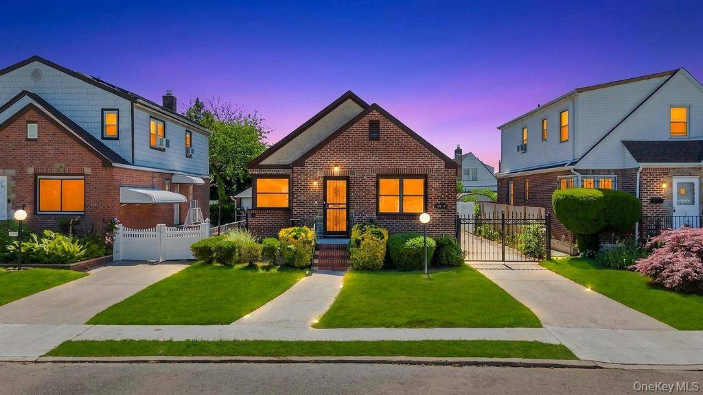 11909 230th ST, Cambria Heights, NY 11411