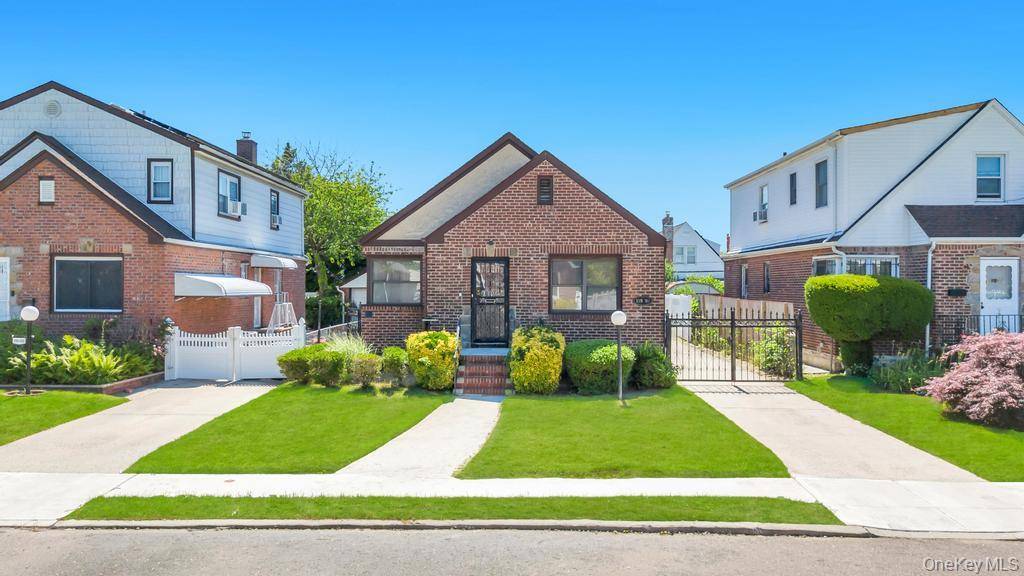 11909 230th ST, Cambria Heights, NY 11411