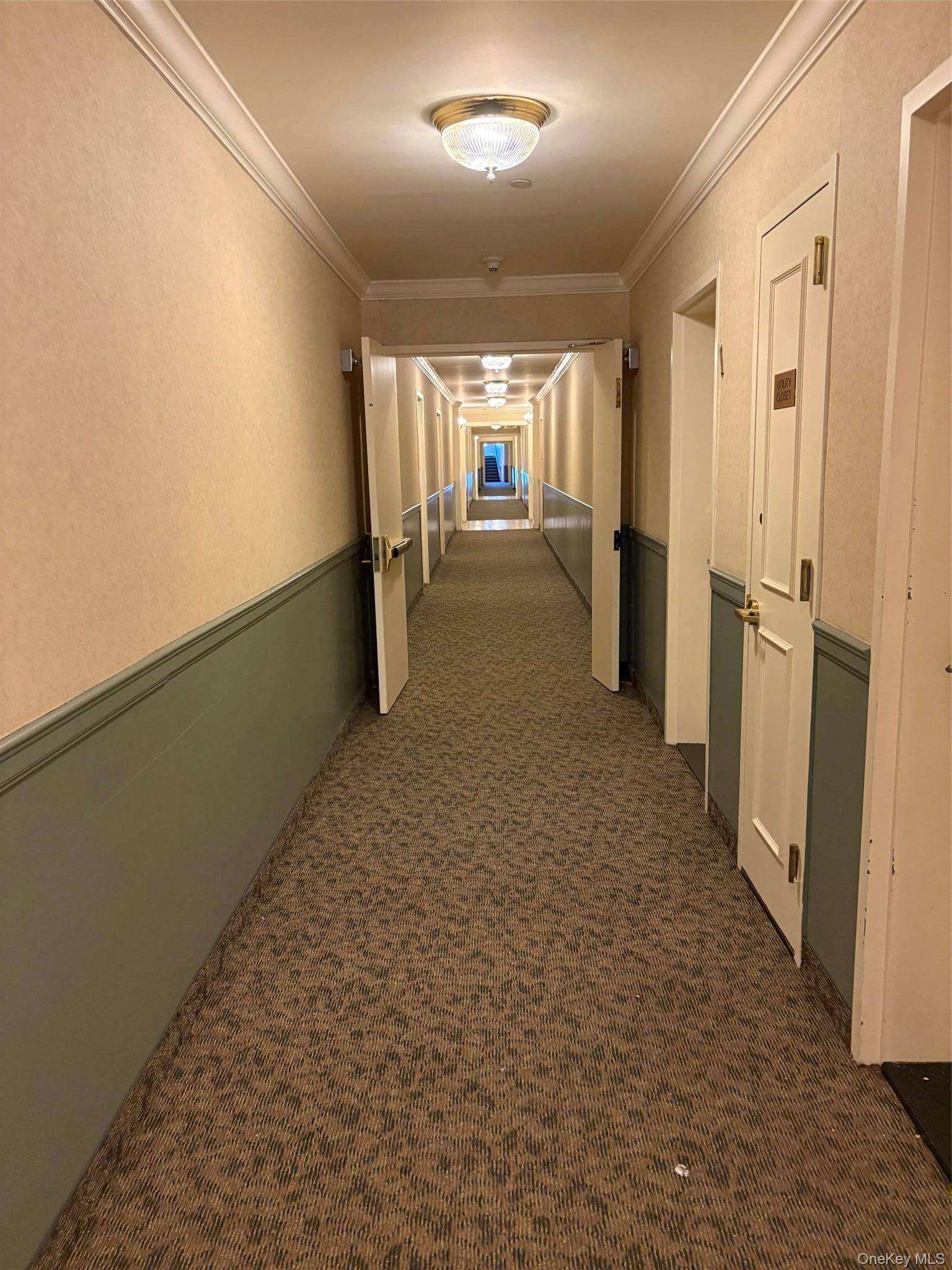 85 Bronx River RD #2K, Yonkers, NY 10704