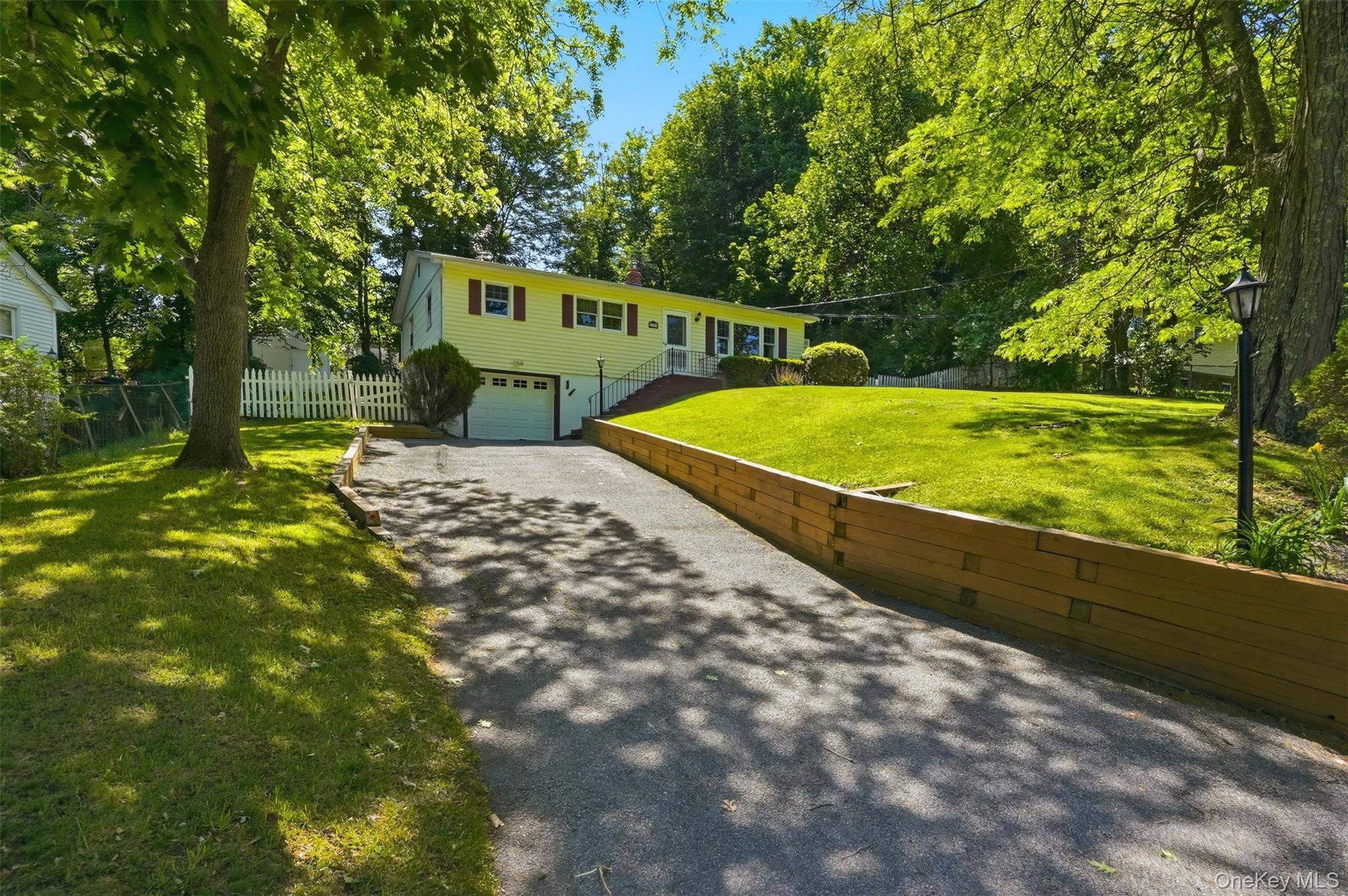 30 Olympus RD, Highland Mills, NY 10930