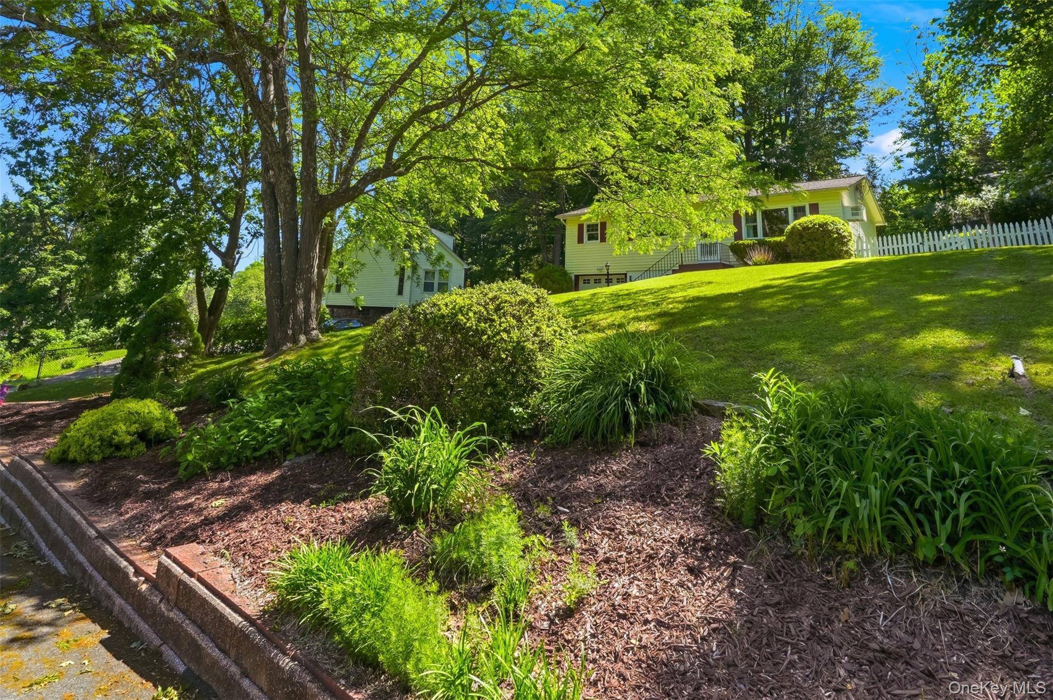 30 Olympus RD, Highland Mills, NY 10930