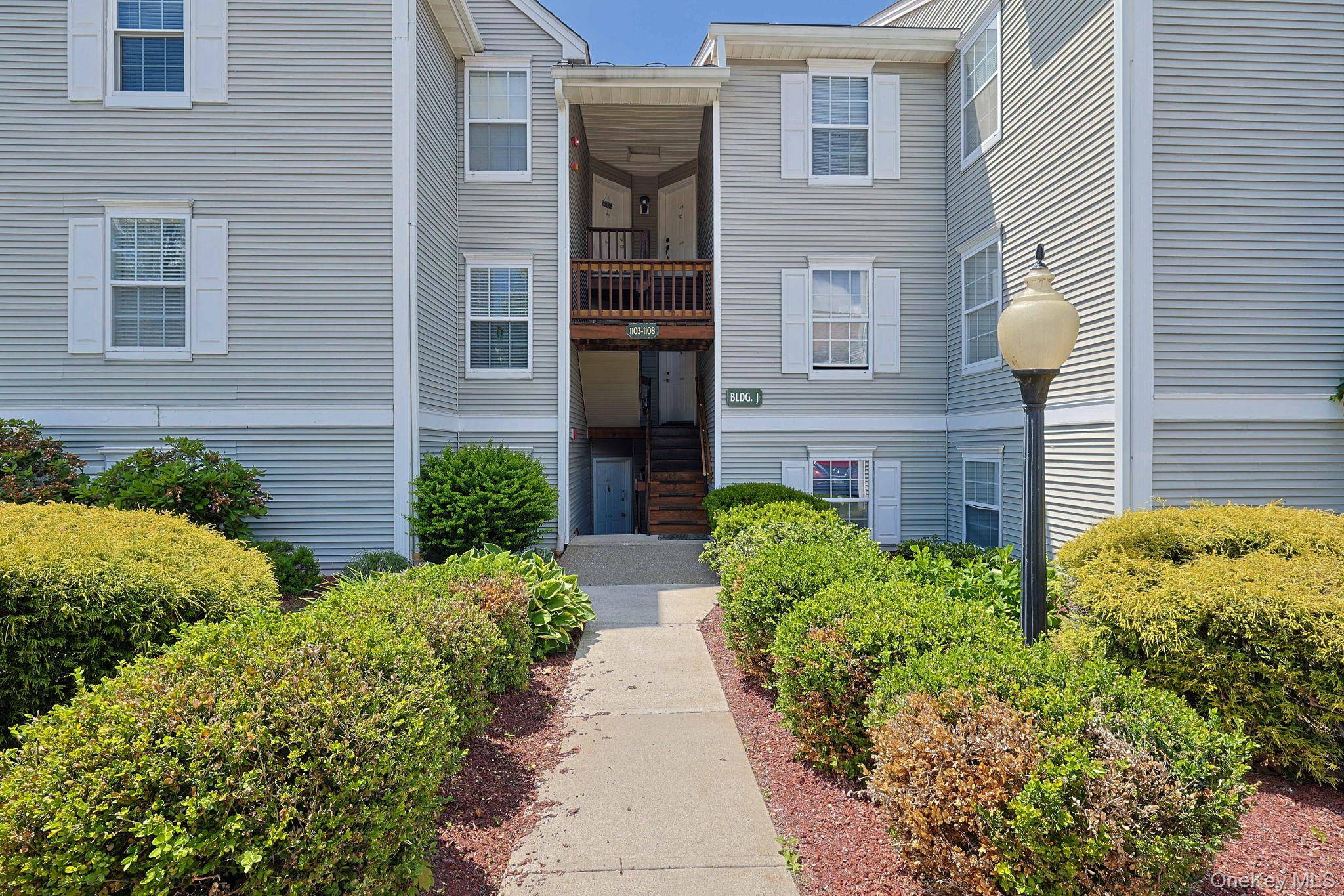 1103 Washington GN, New Windsor, NY 12553