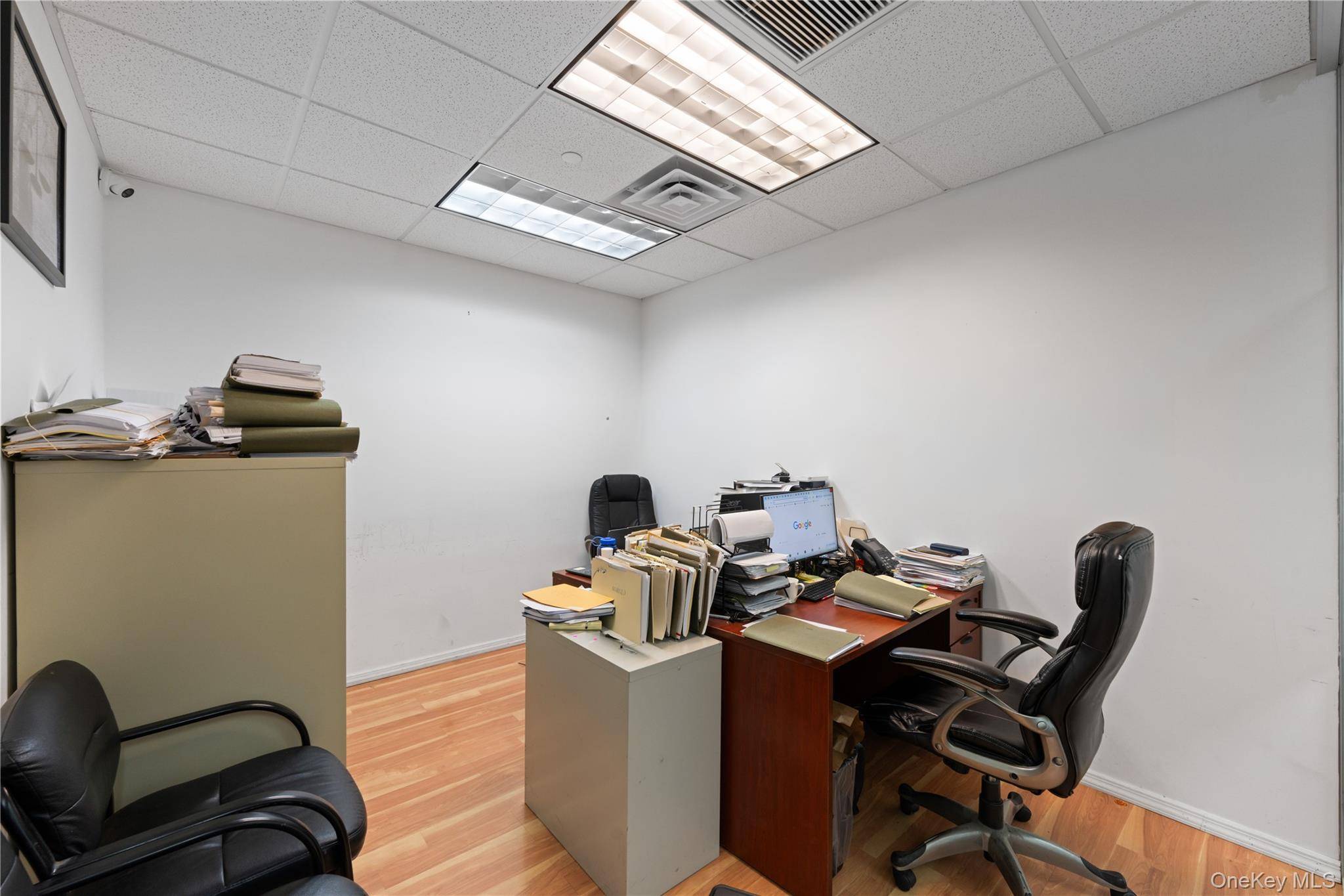 136-33 37th AVE #9A, Flushing, NY 11354
