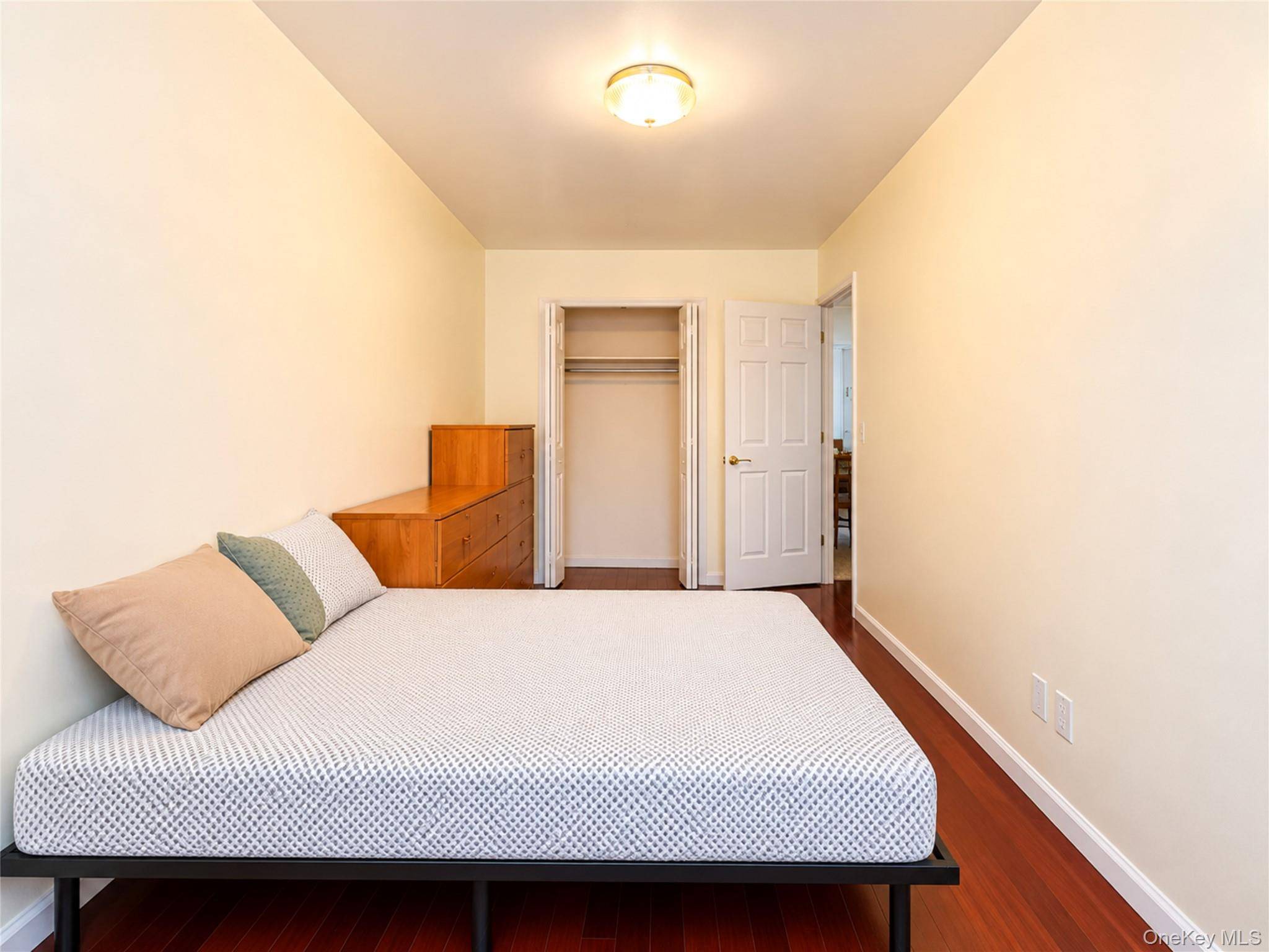 104-31 39th AVE #1A, Corona, NY 11368