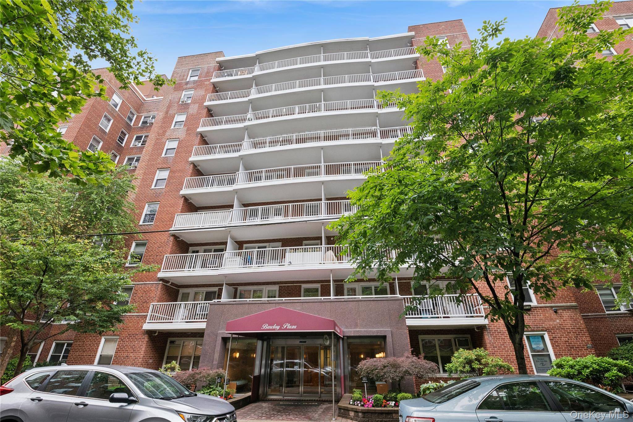 110-20 71st RD #707, Forest Hills, NY 11375